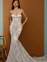 Berta Priveé | wedding dress and evening dress in Hong Kong | The Wedding Gown