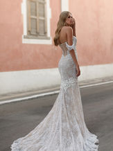 Birenzweig | wedding dress and evening dress in Hong Kong | The Wedding Gown