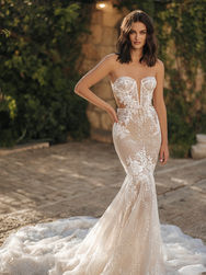Berta | wedding dress and evening dress in Hong Kong | The Wedding Gown