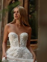Birenzweig | wedding dress and evening dress in Hong Kong | The Wedding Gown