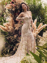 Birenzweig | wedding dress and evening dress in Hong Kong | The Wedding Gown